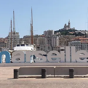 Panier Vieux Port Marseille